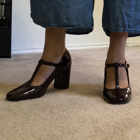 Fioni Black Strap Block Heels - Picture 5 of 5
